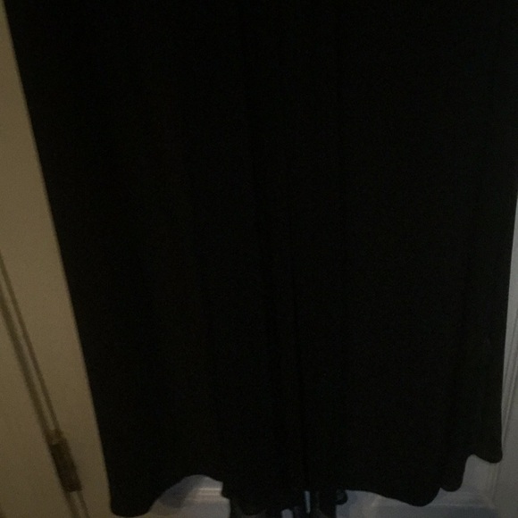 Formal wear black dress - Picture 4 of 5